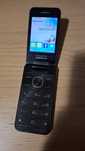 Telefon z klapką Alcatel One Touch 2012G