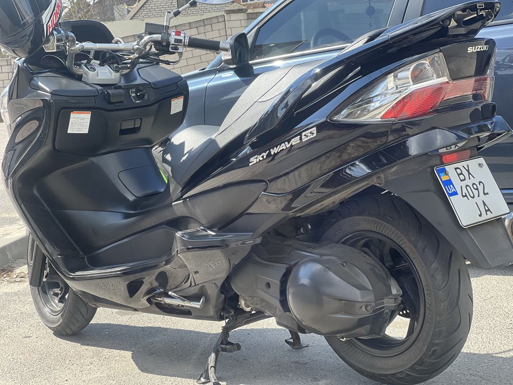 SUZUKI SKYWAVE 250 свіжопригнаний розмитнений