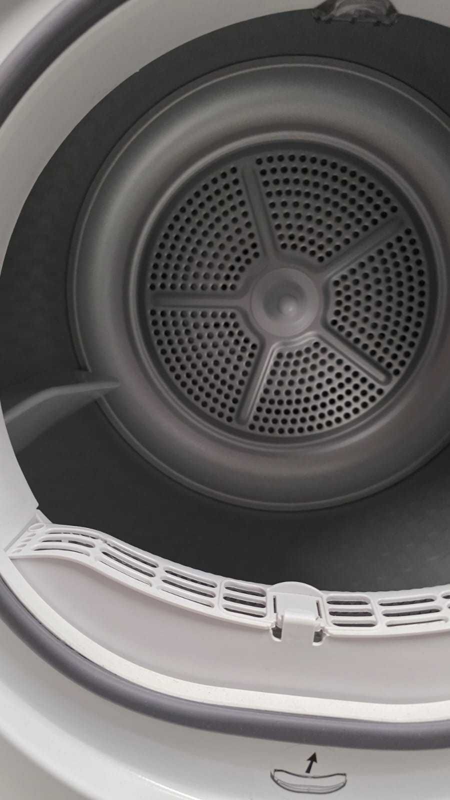 Máquina de secar roupa Becken 8Kg BDM2741 HP condensação (só secagem)