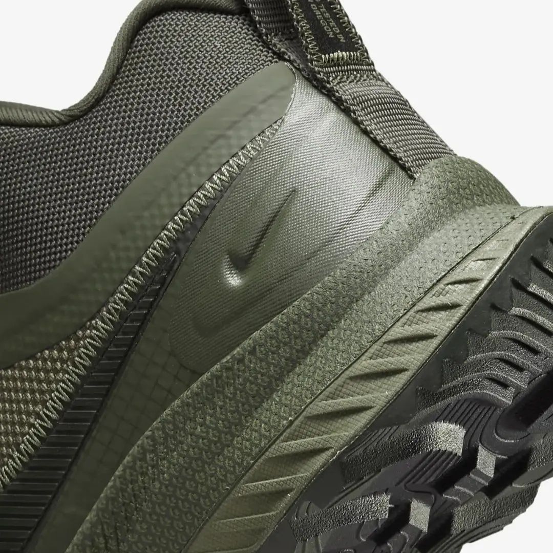 Тактичні Кросівки Nike React SFB Carbon Tactical Sequoia.47 розмір.