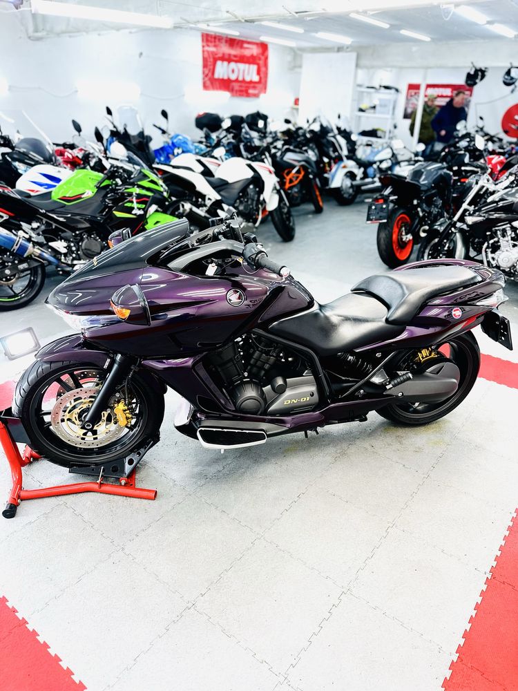 мотоцикл Honda DN-01 ABS АВТОМАТ з Японії+ є доставка