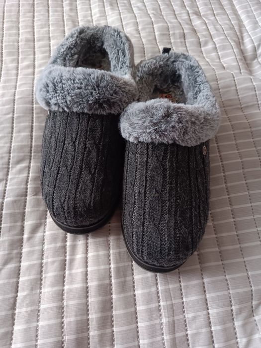 Pantofle Sketchers Ice Angel 37½