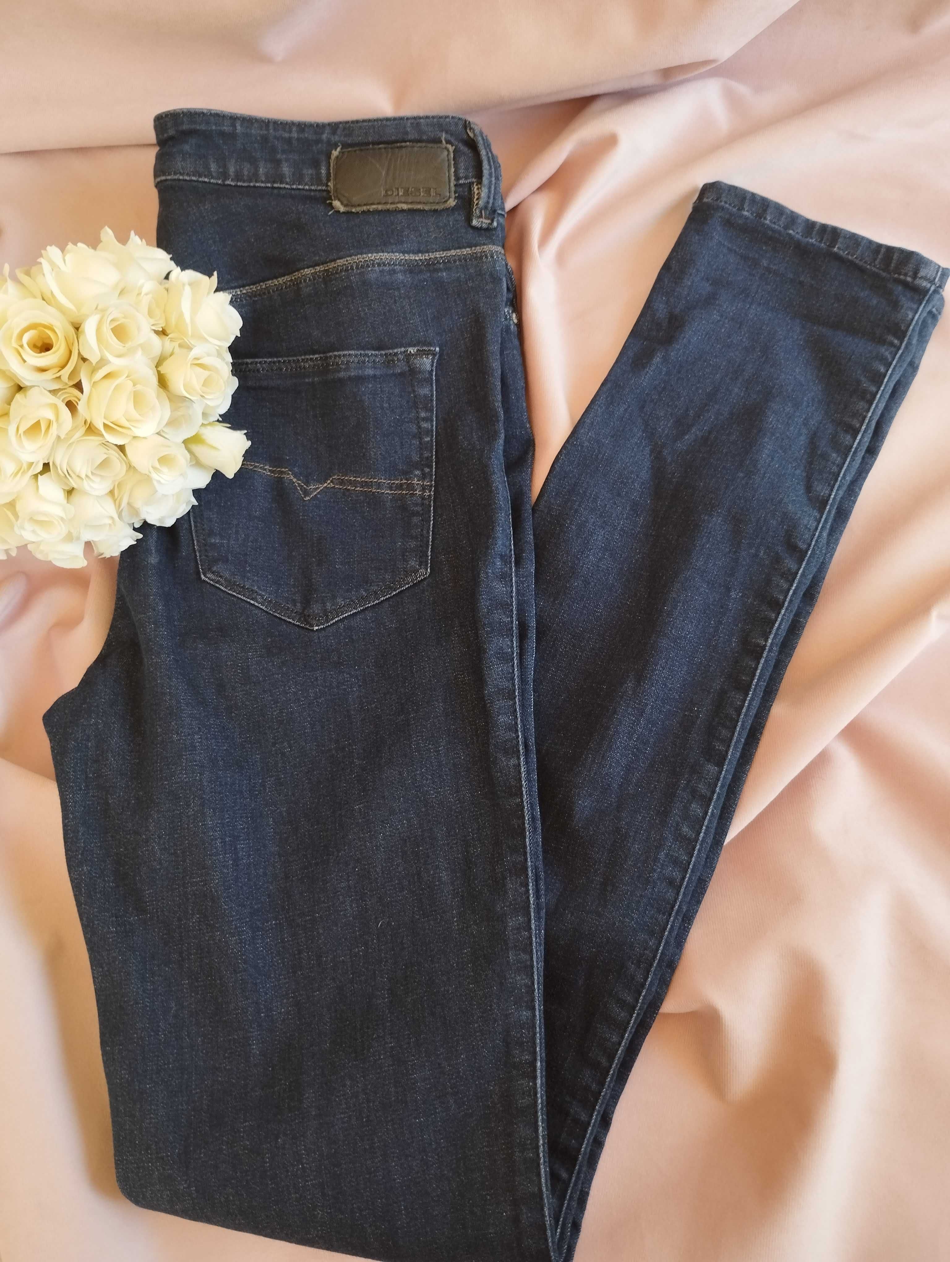 Diesel damskie jeansy Rozmiar W28 L32 granatowe rurki Slim elastan