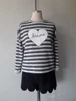 65. S/M oversize Sweter/bluza w paski z sercem Amore