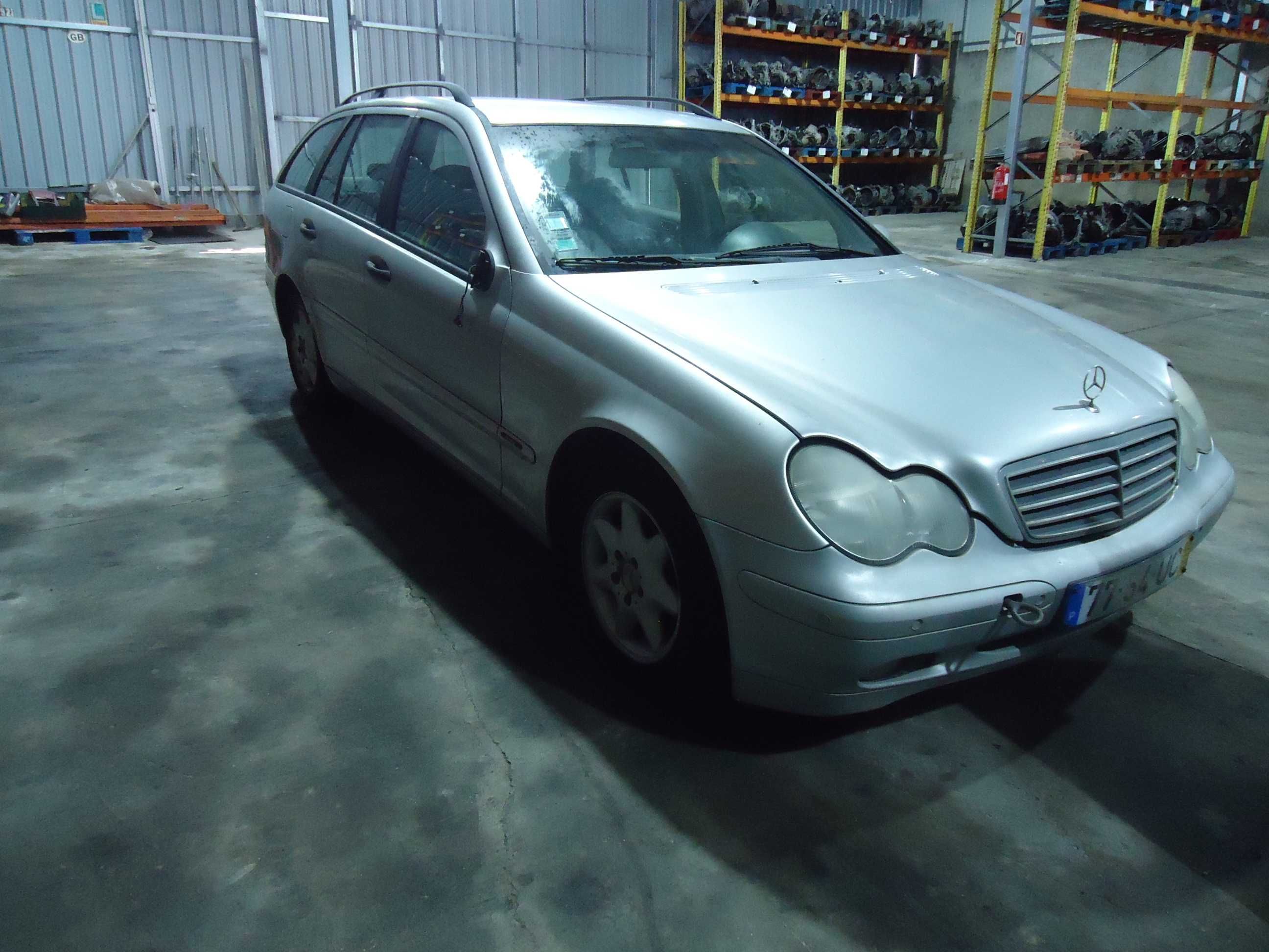 Mercedes C 200 Kompressor Sw de 2002 só ás peças