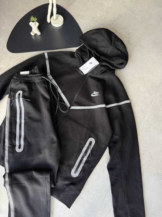 Спортивний костюм Nike Tech Fleece Reflective