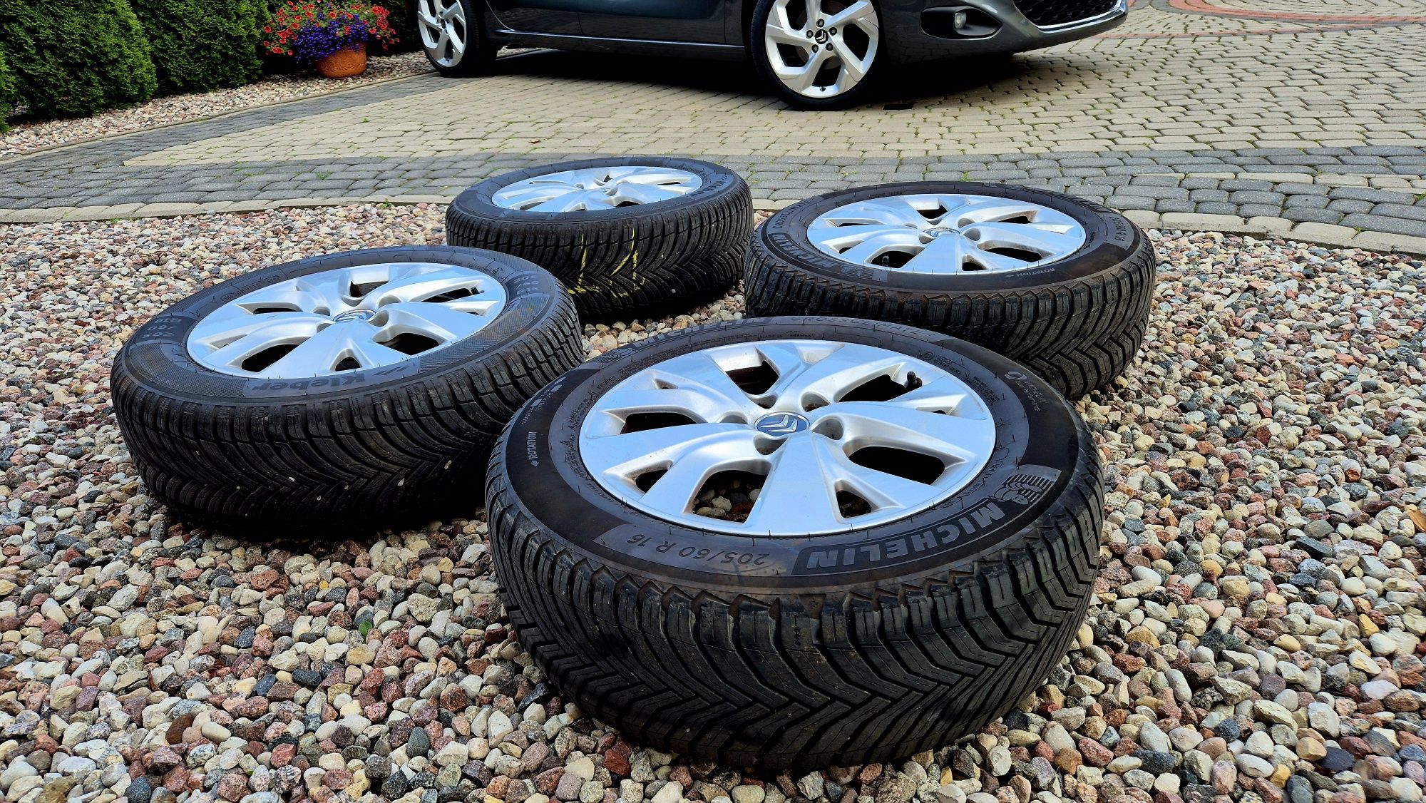 Alufelgi felgi koła citroen c4 picasso II 5x108 16 cali 16x7.5j