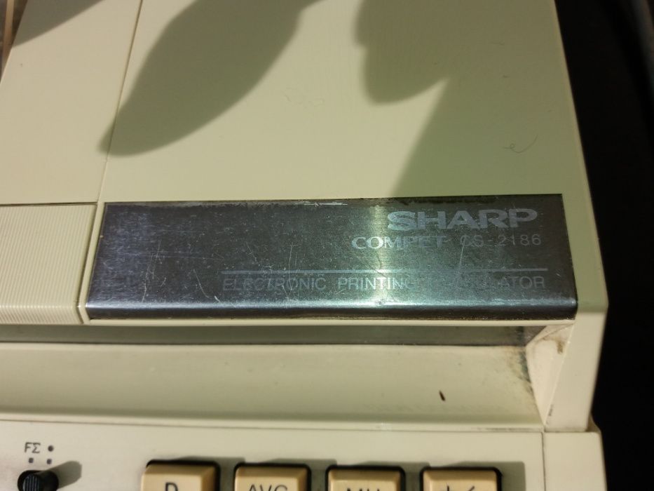 Máquina de calcular SHARP-CS 2186 !