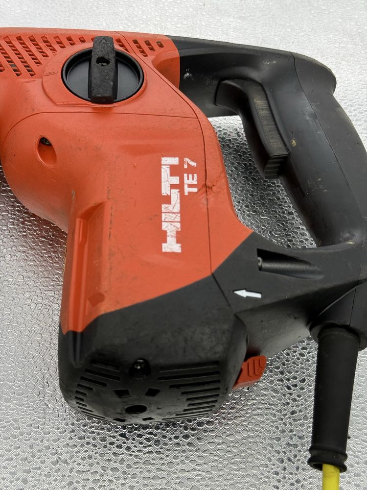 Перфоратор Hilti TE 7-C