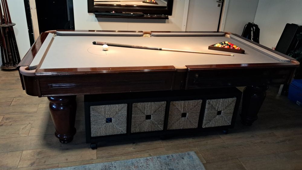 Bilhar usado mas impecável