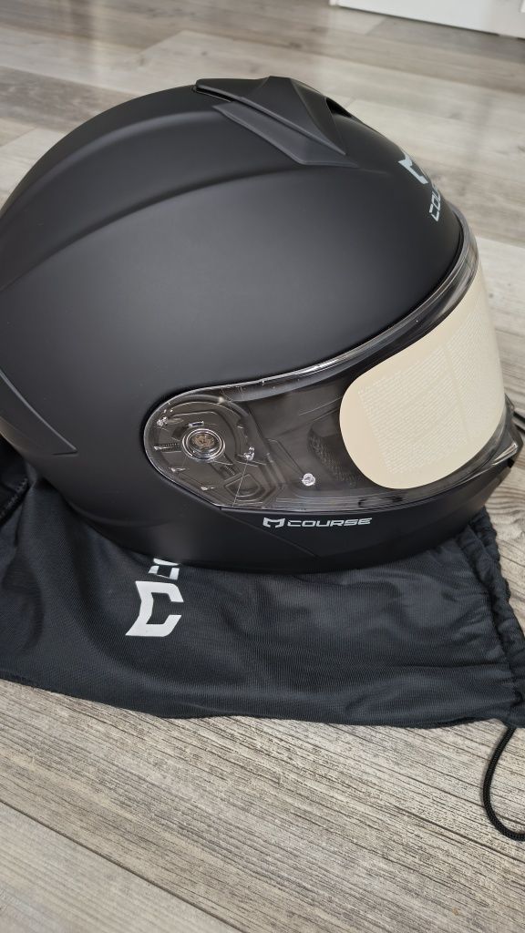 Nowy kask Course Pioneer L i M  czarny mat
