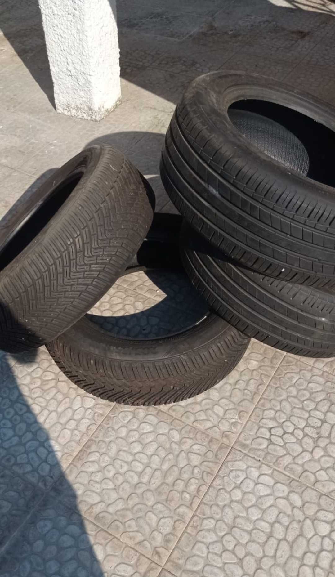 Vendo 4 pneus 205/65/R16