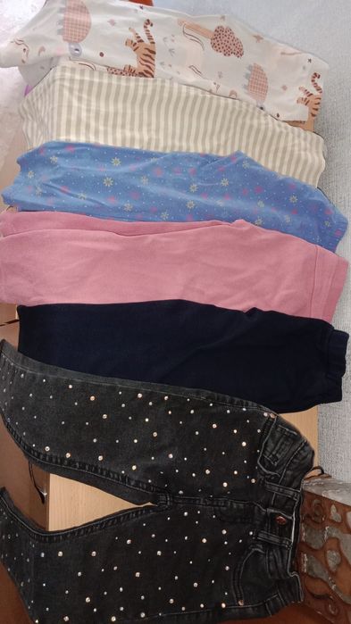 Речі на дівчинку на ,98,104, ціни різні