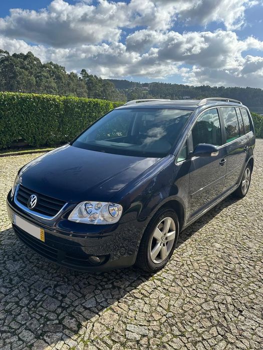 VW Touran 2.0 TDI Highline 7L