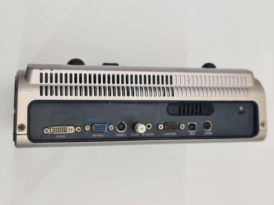 Projector portátil ACER PD528