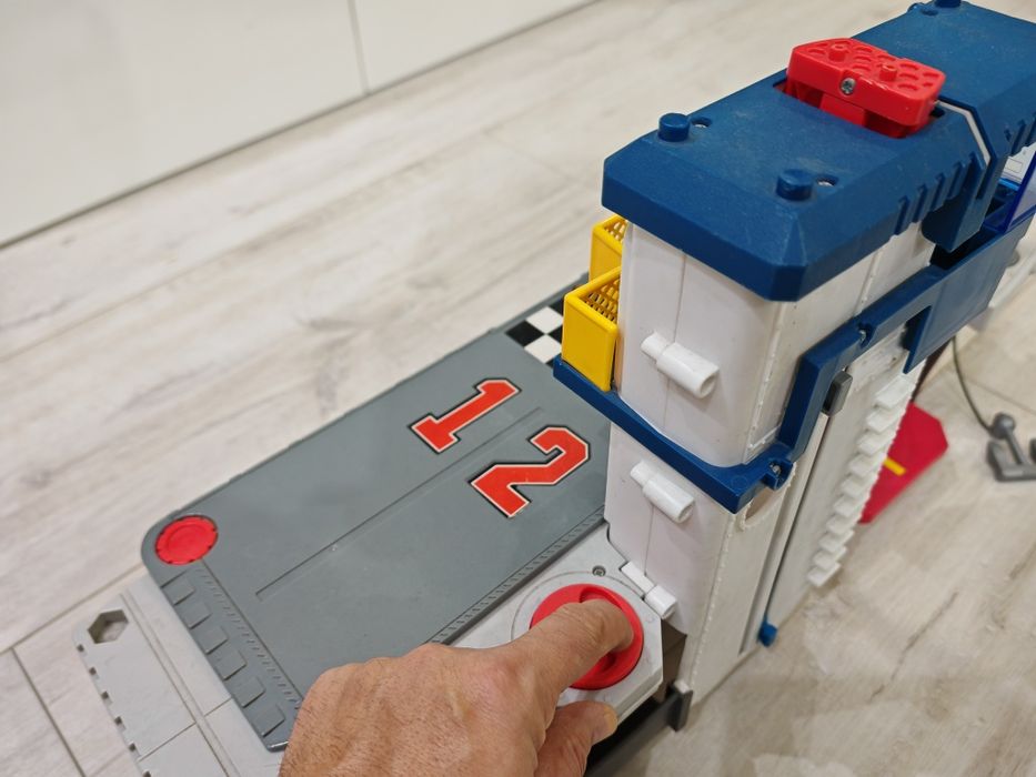 FISHER PRICE Imaginext Statek Lotniskowiec