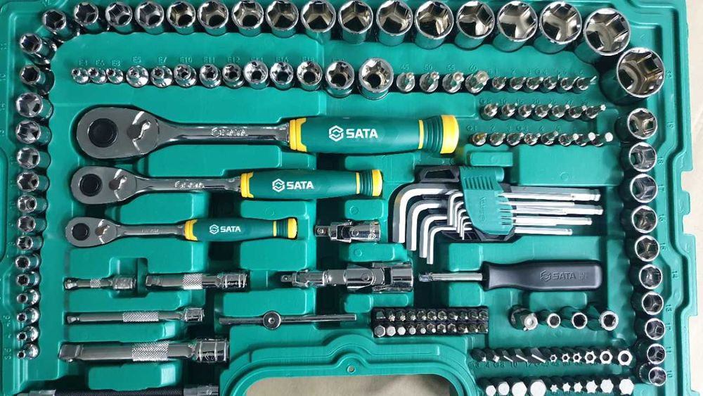 Conjunto de Ferramentas de 180 peças de 1/4”, 3/8”, 1/2”