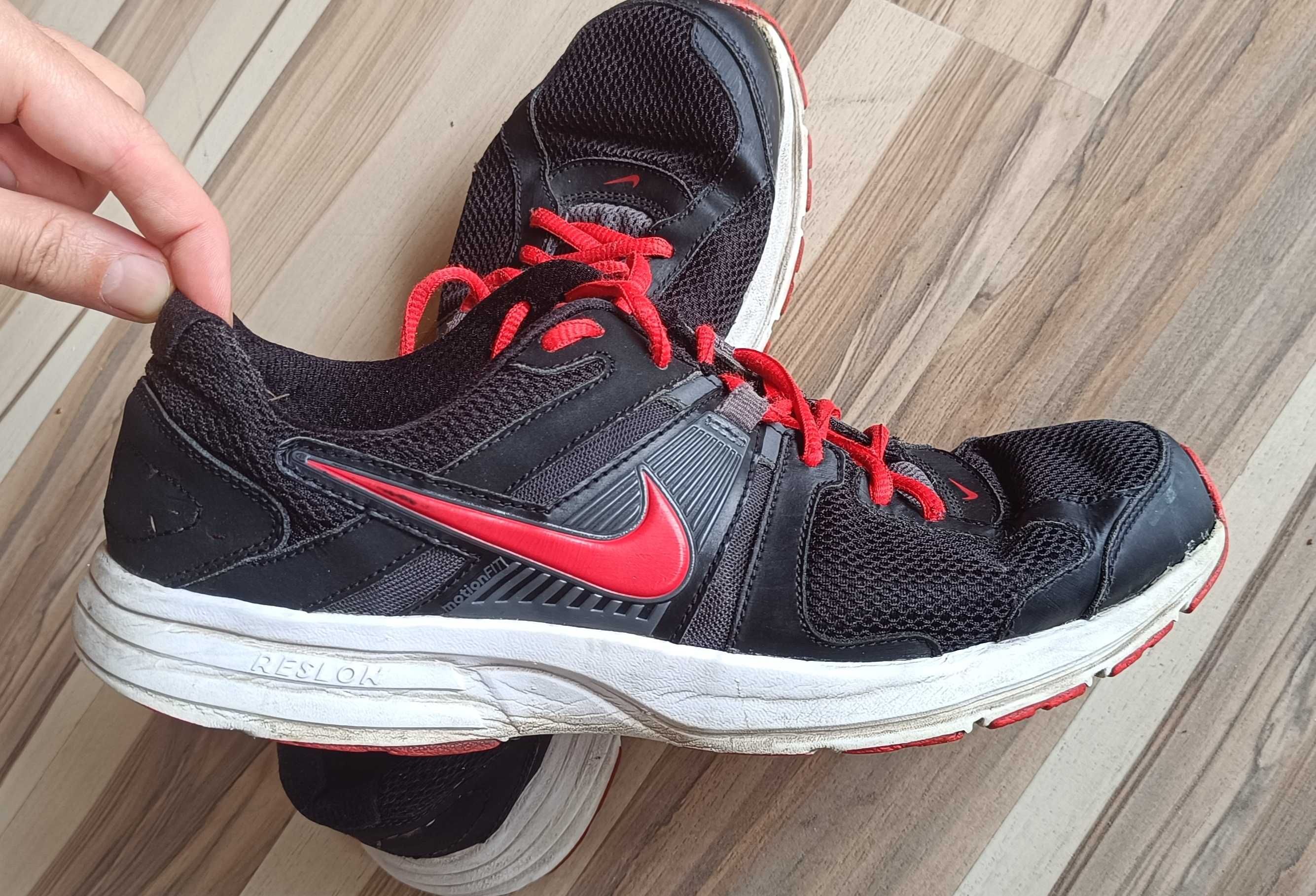 Кросівки чоловічі Nike