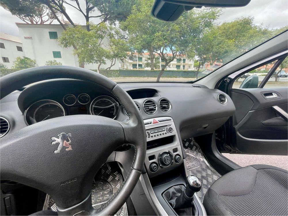 Peugeot 308 ano 2009 diesel, apenas 176mil kms