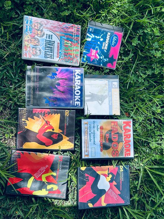 Oito CDs Karaoke