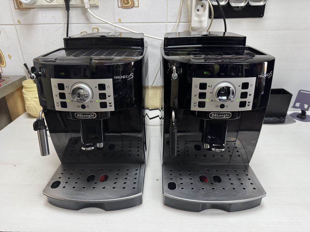 Зернова КАВОМАШИНА DELONGHI ECAM 22.112 B MAGNIFICA S кава в подарунок