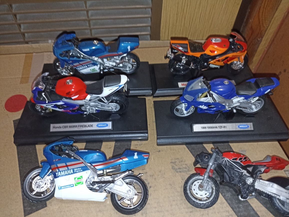 13 modeli motocykli marki Yamacha 1:18