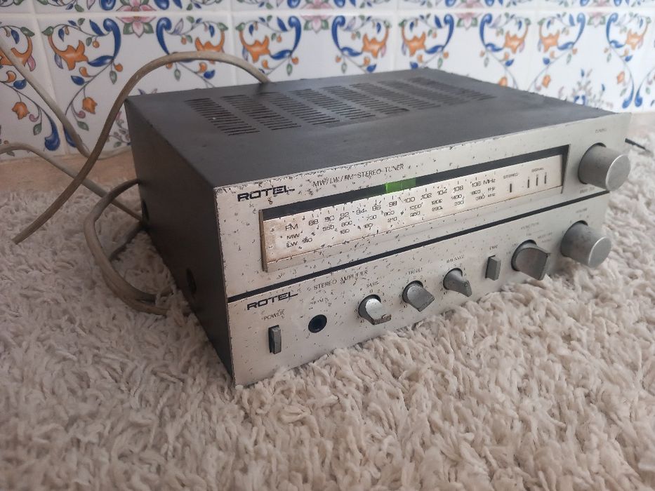 Rotel rádio/amplificador  receiver