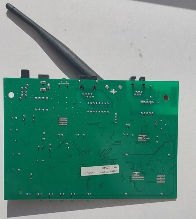 Роутер на запчасти. Модель TD-W8101G  VER 2.2  / D-Link DIR 300