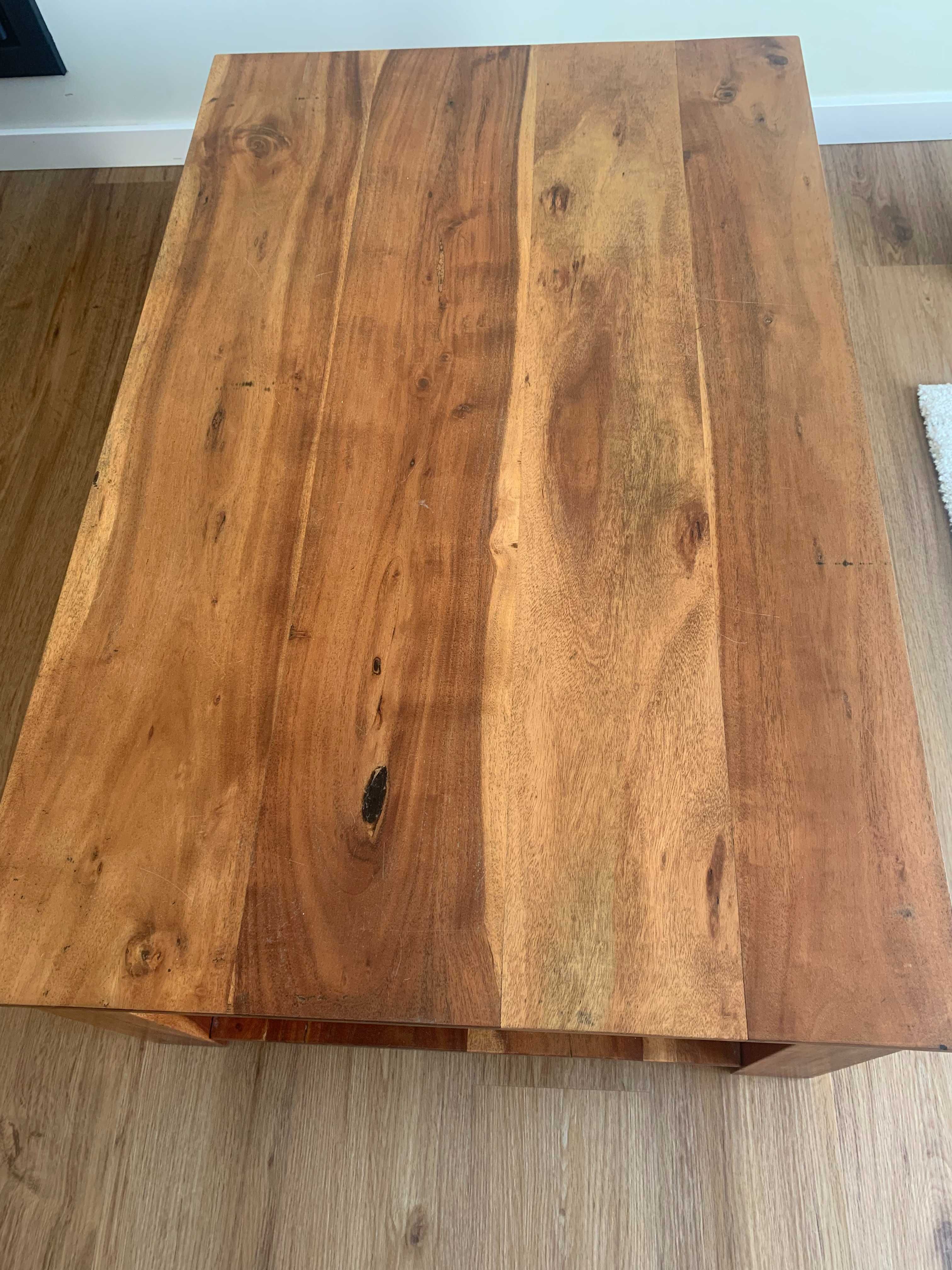Mesa de centro para sala de estar/jantar em madeira maciça