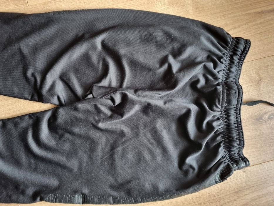 Spodnie Nike DRI-FIT rozm S, 128- 137