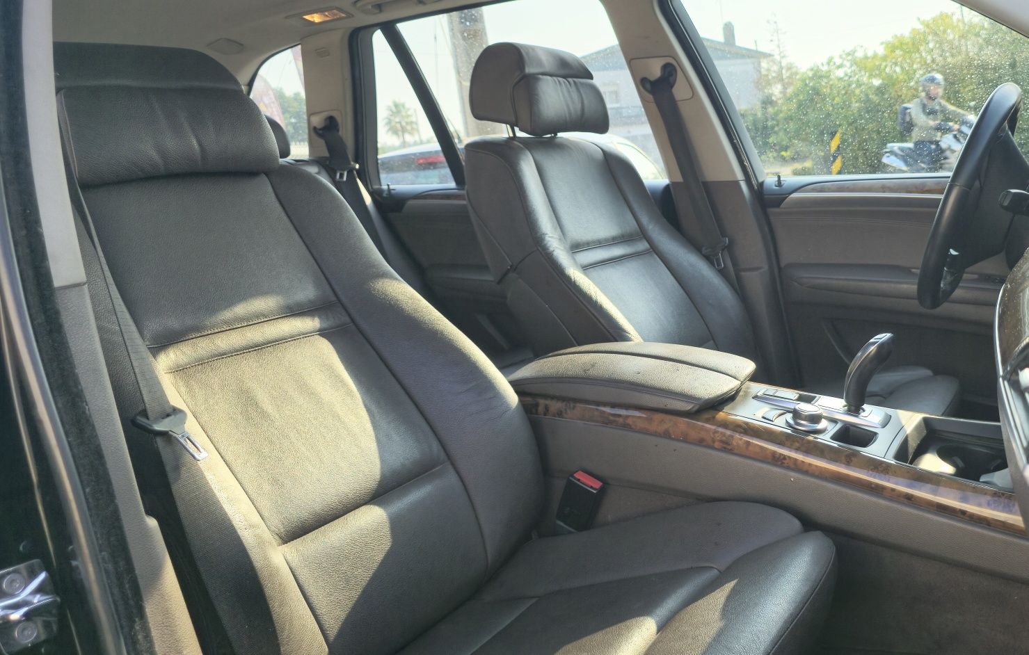 Bmw x5 3.0driv 201.000 klm financiamento