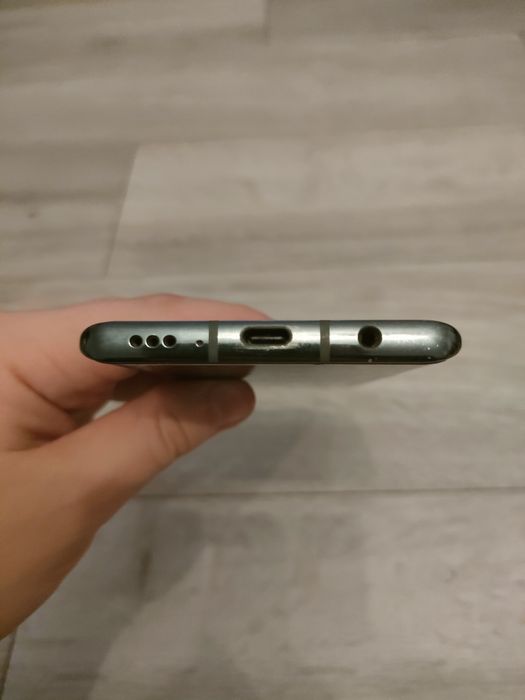 LG Velvet 5G 6GB/128GB – Stan bardzo dobry