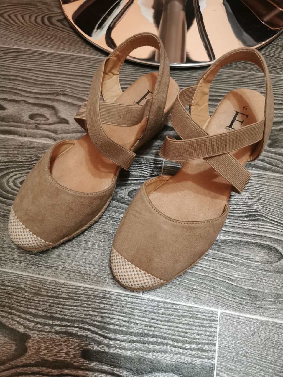 Shoes by Emma фирменные босоножки туфли 39 -40