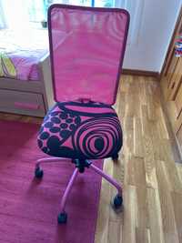 Cadeira de secretaria de criança (IKEA)