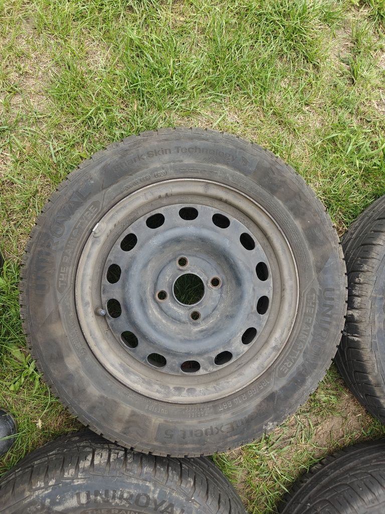 Uniroyal RaiExpert 5 185/65R14 z felgami ET45 4x100