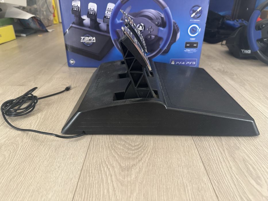 Kierownica Thrustmaster T150 pro + pedały T3PA |  FF + realistyczny ze