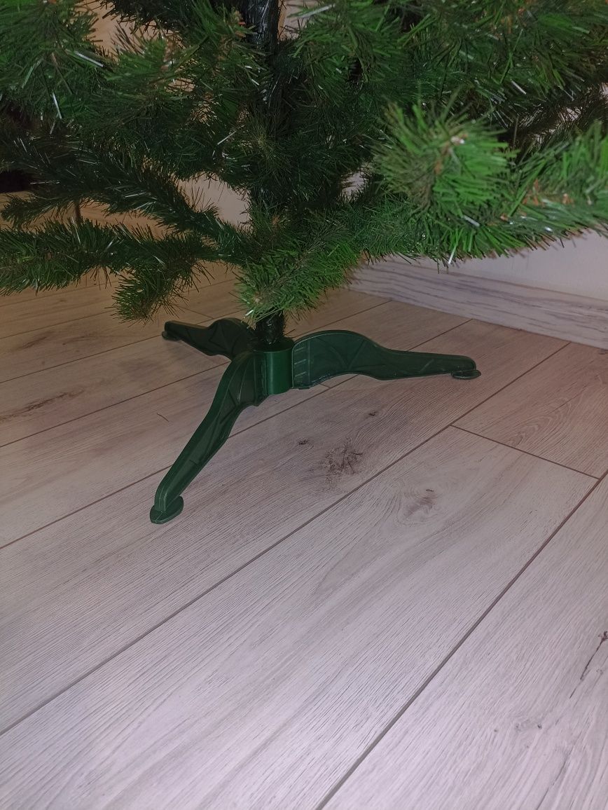 Sztuczna choinka 180 cm.