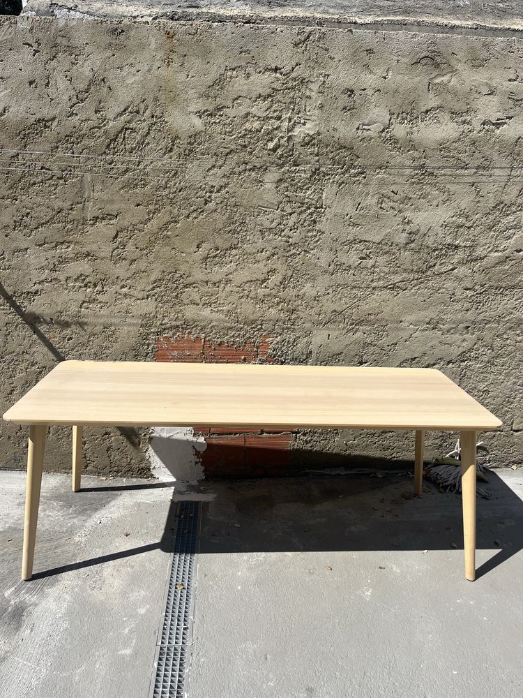 Mesa de Madeira Ikea