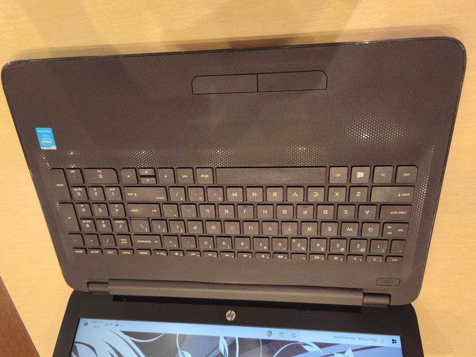 Fajny laptop HP intel SSD 8gb grafika intel