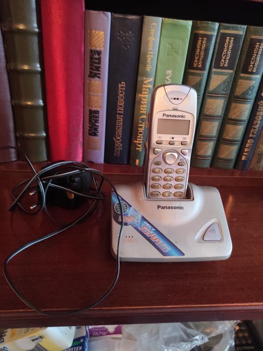 Радиотелефон с адаптером рабочий