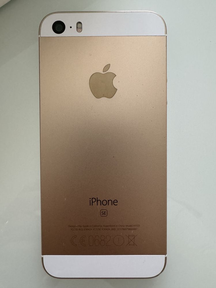 Iphone SE 64 GB Gold