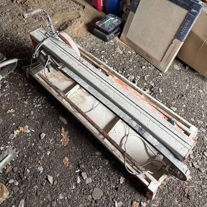 Мокроріз для плитки