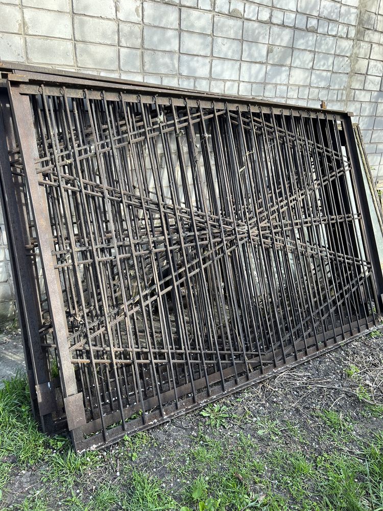 Секційний металевий забор