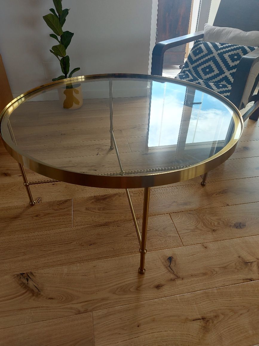 Mesa de centro dourada Torsjo