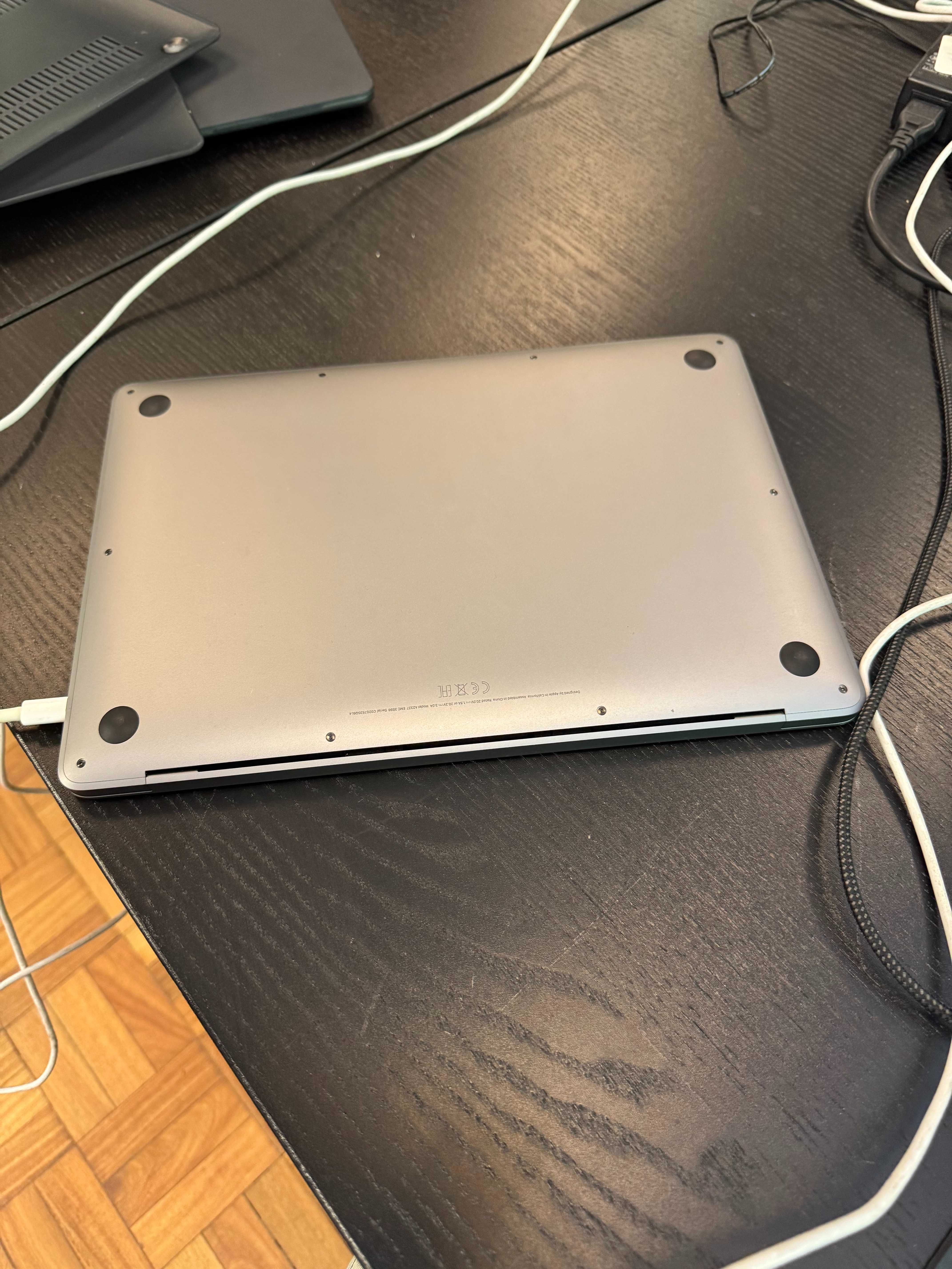 MacBook Air M1 2020
