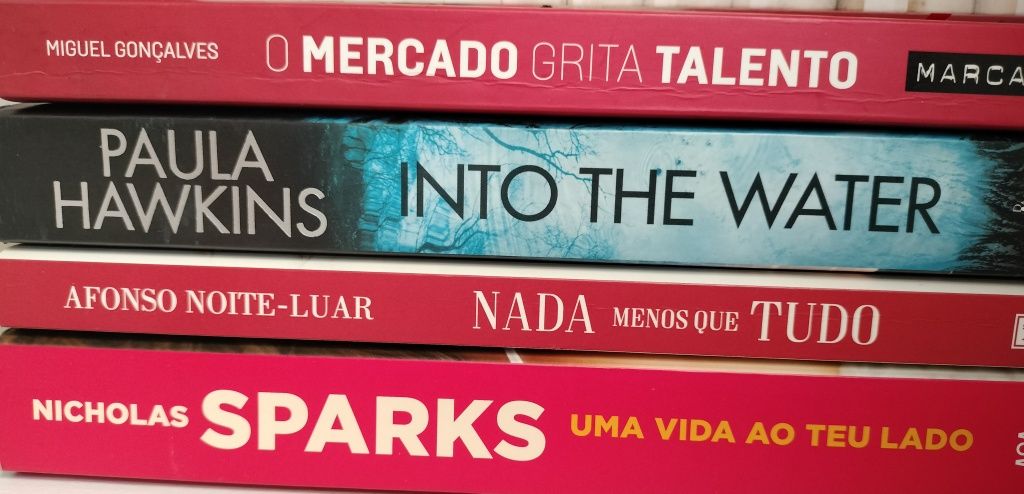 Vários Livros em Bom estado