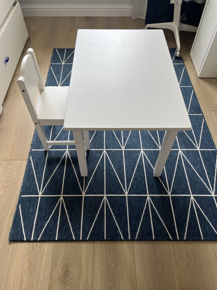 Ikea Sundvik stolik dzieciecy i krzeselko biale