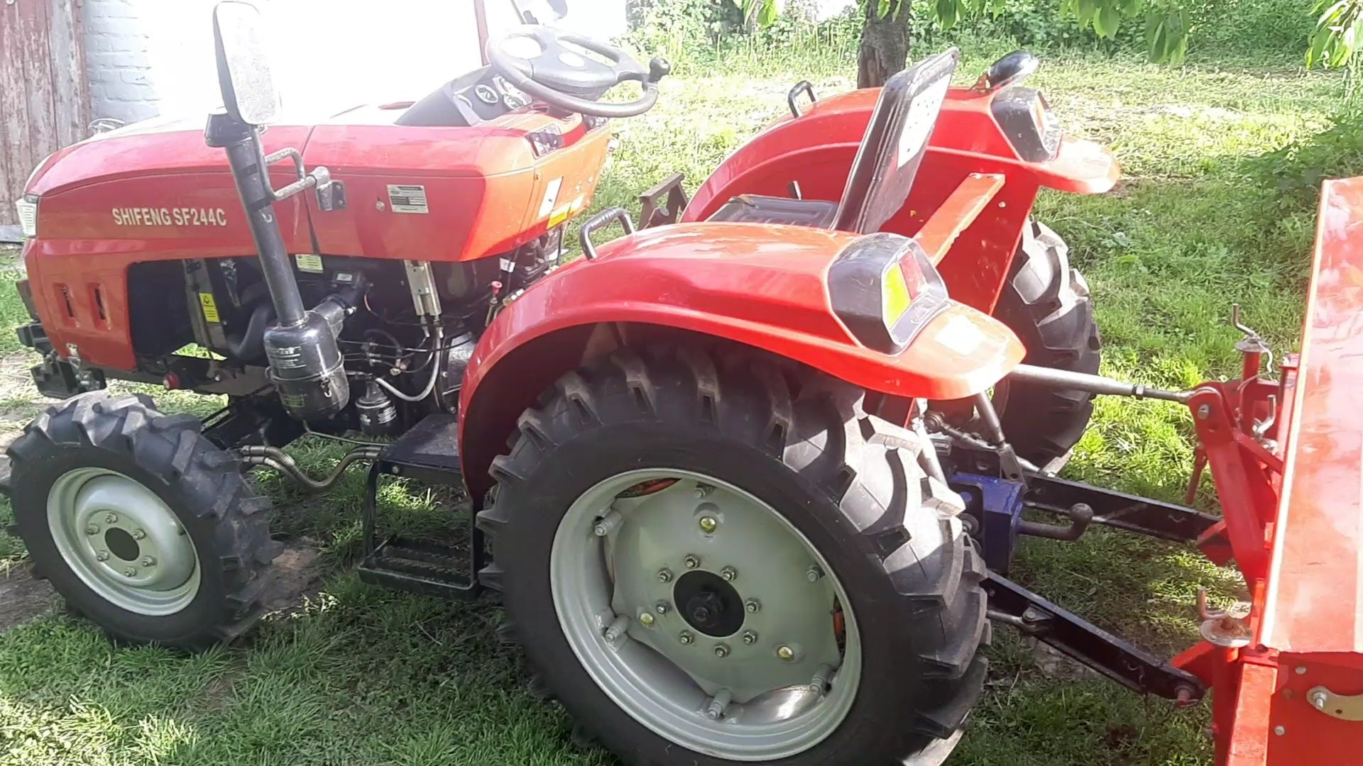 Міні трактор Shifeng SF 244 CL 24к.с.