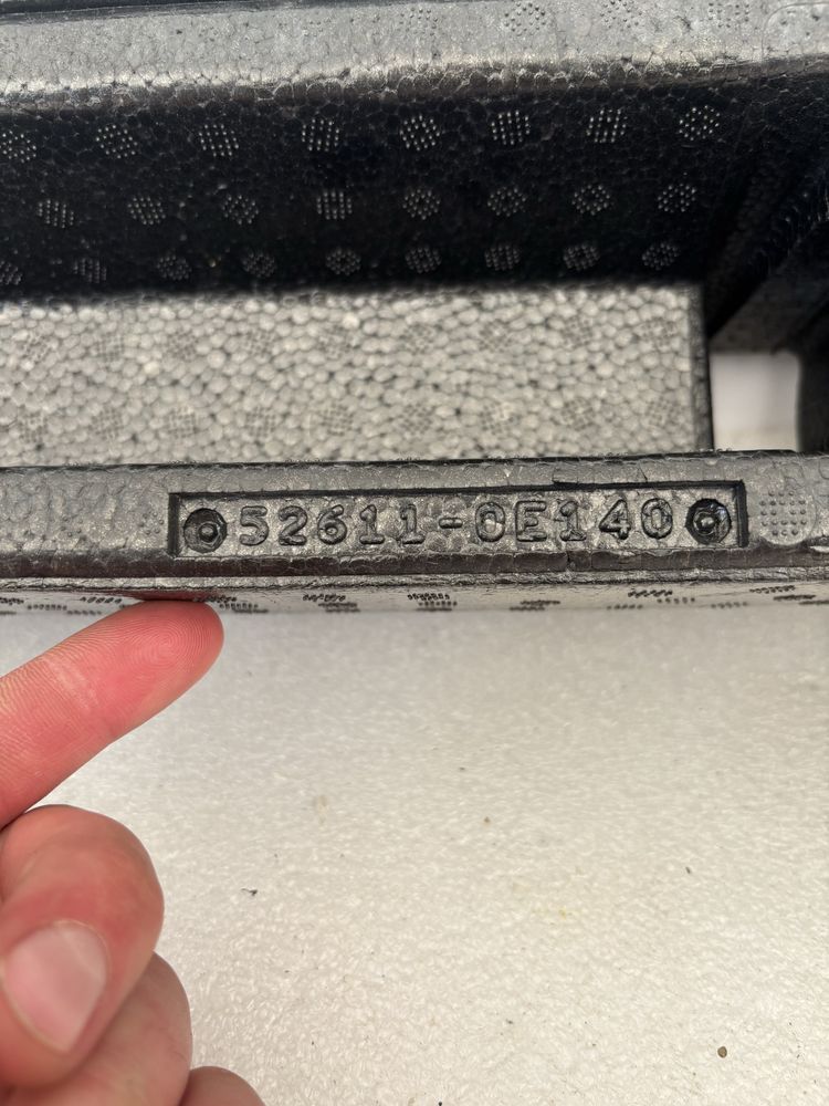 Toyota Highlander IV 4 19- absorber styropian pianka zderzaka przód