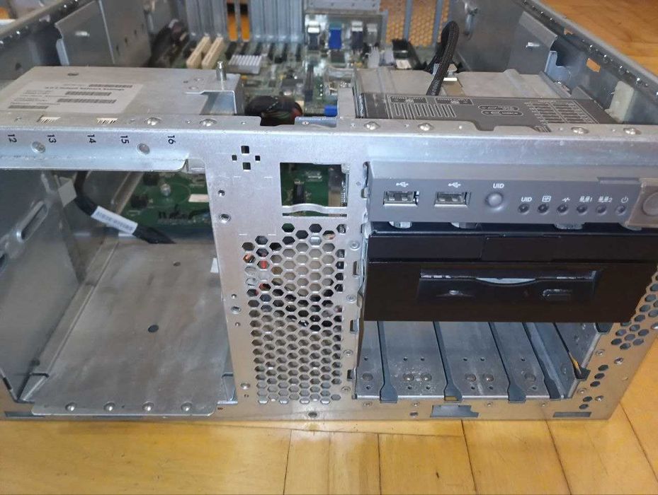 Сервери на запчастини HP Proliant ML370/ML350 G5